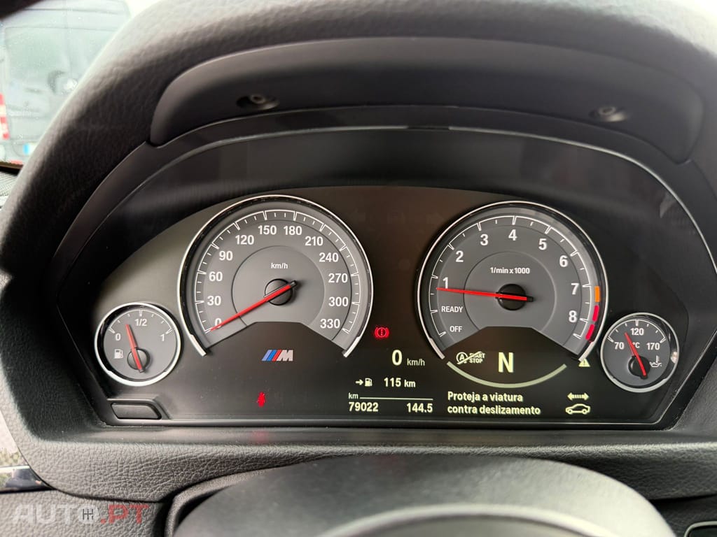 BMW M4 DKG Competition