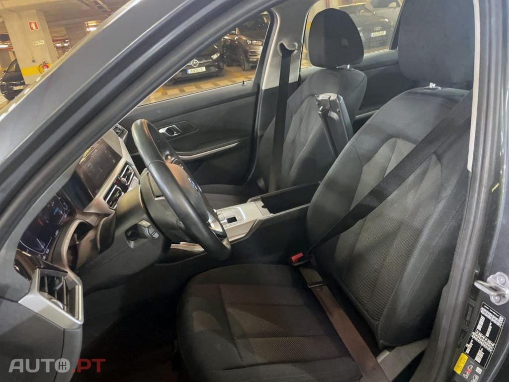 BMW 320 e Auto