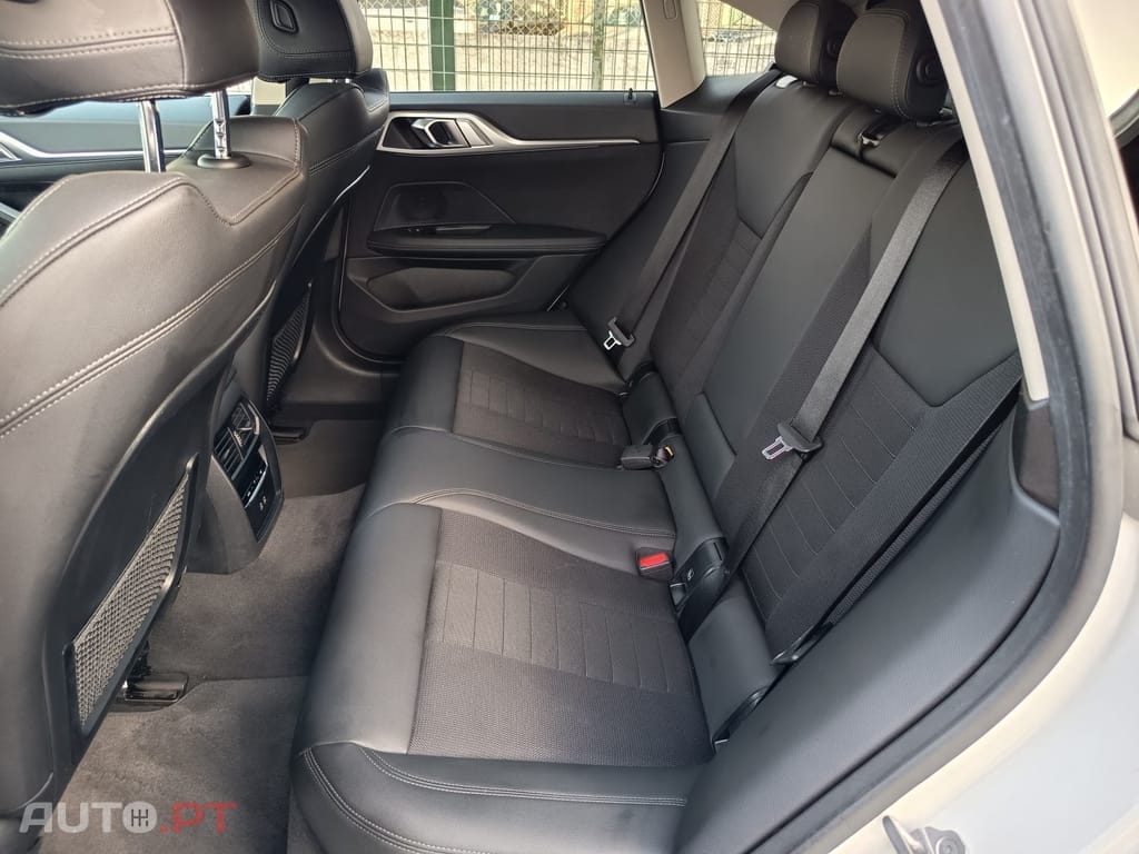 BMW i4 eDrive35