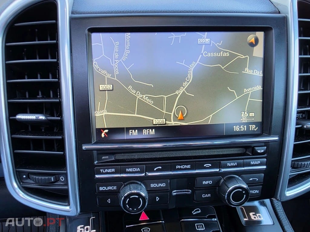 Porsche Cayenne Platinum Edition