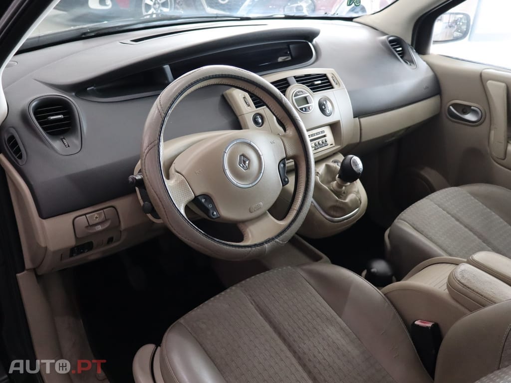 Renault Grand Scénic 1.5 dCi Dynamique S 7L.