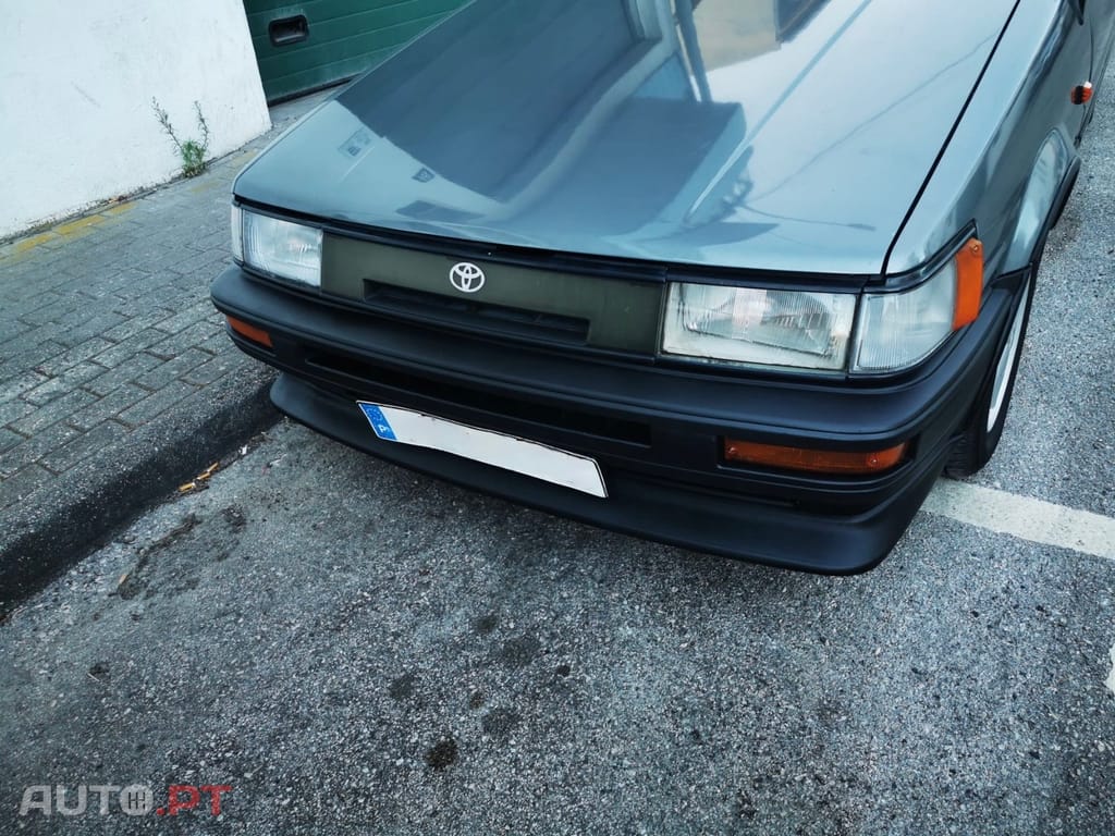 Toyota Corolla AE86 Levin
