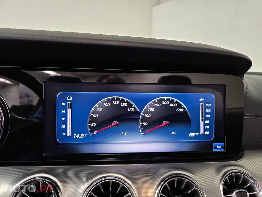 Mercedes-Benz E 220 d Cabrio AMG Line 9G-Tronic