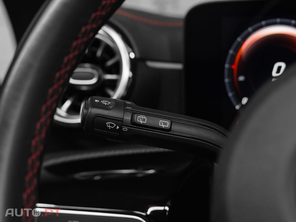 Mercedes-Benz CLA 250 e Shooting Brake AMG Line