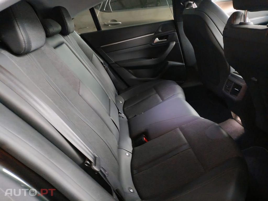 Peugeot 508 1.6 Hybrid Allure e-EAT8