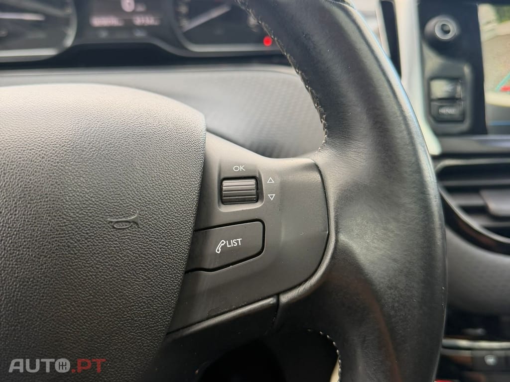 Peugeot 208 1.2 PureTech GT Line