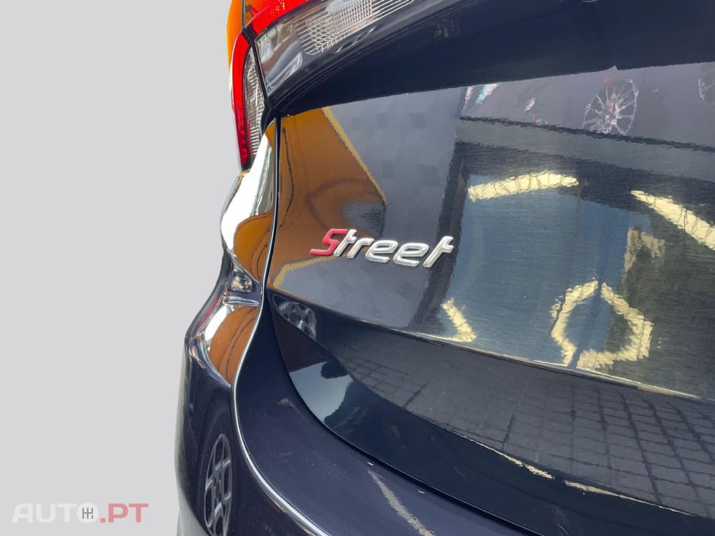 Fiat Tipo 1.3 M-Jet Street