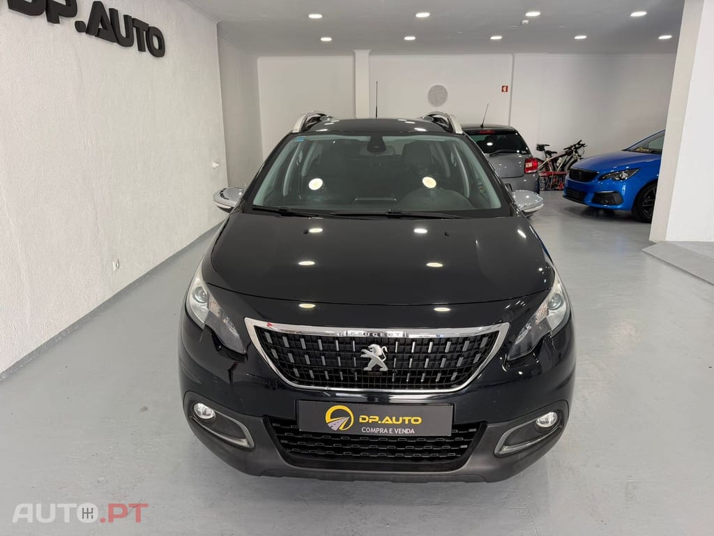 Peugeot 2008 1.2 PureTech Style