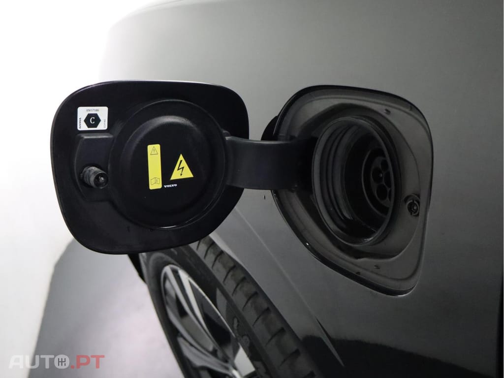 Volvo XC60 2.0 T6  AWD PHEV Inscription Auto