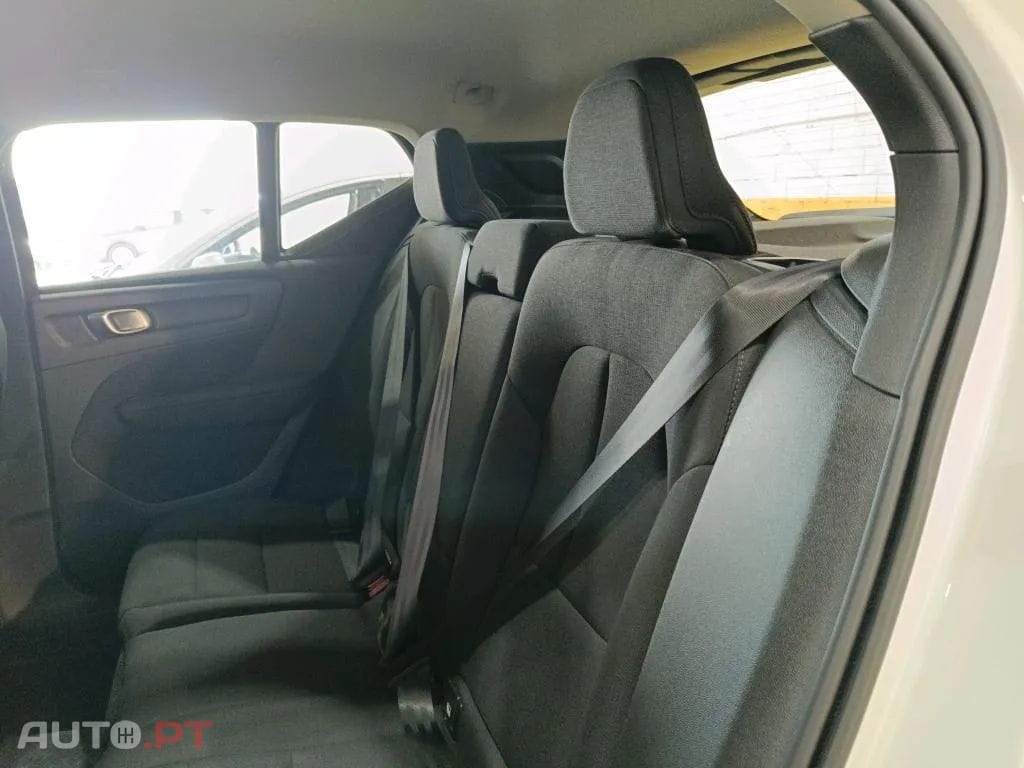 Volvo XC40 1.5 T5 PHEV Momentum