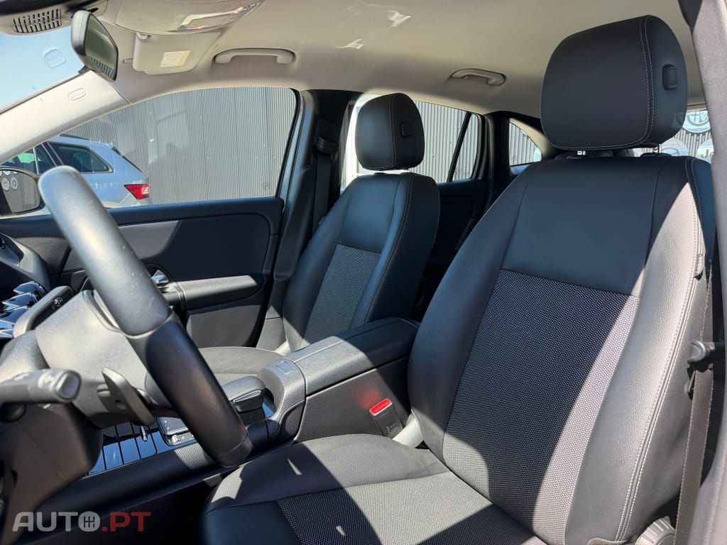 Mercedes-Benz GLA 180 d