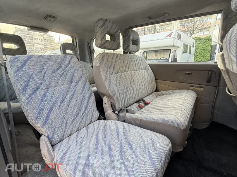 Mitsubishi Space Gear 2.5 TD GLX
