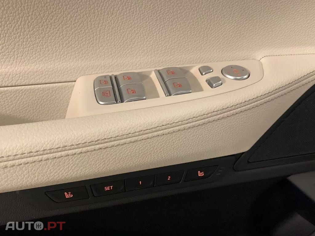 BMW 745 I.V.A DEDUTÍVEL e M Sport