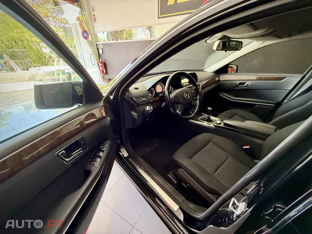 Mercedes-Benz E 250 CDi Executive BlueEfficiency