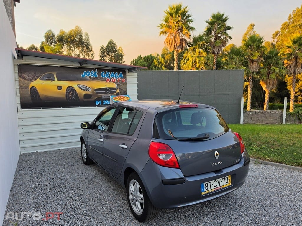 Renault Clio 1.2 16V Confort
