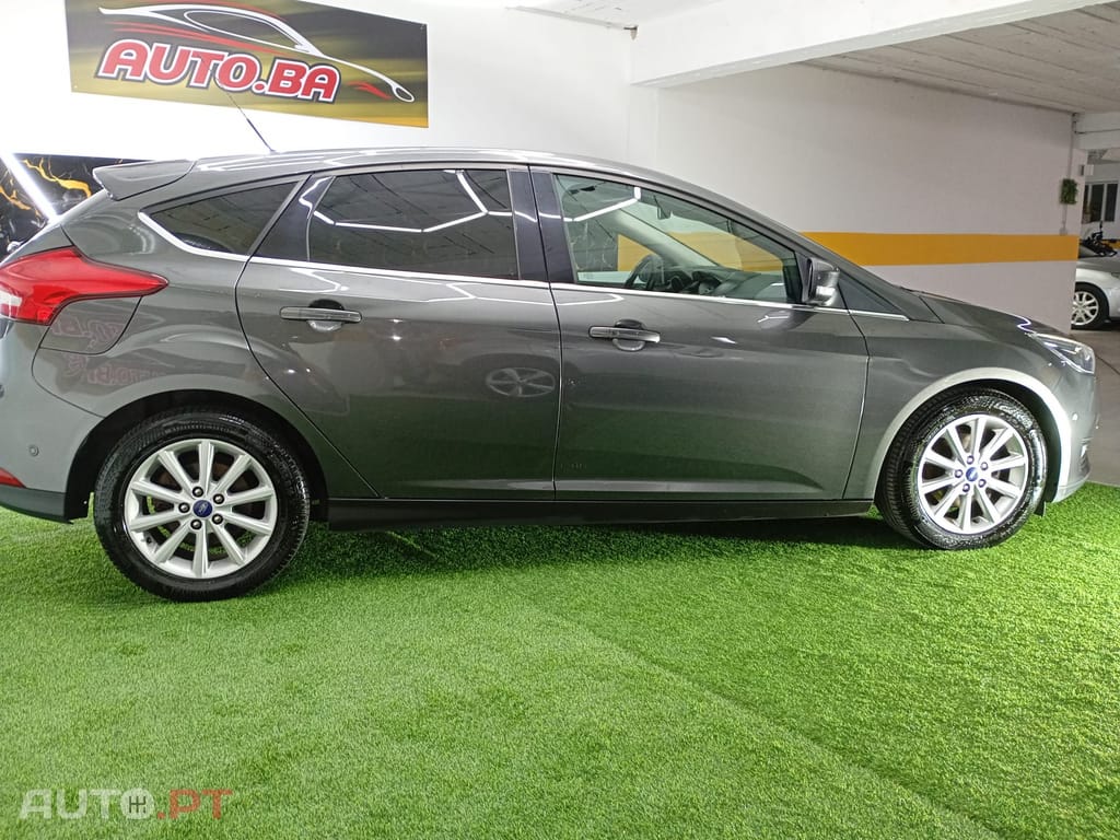 Ford Focus 1.0 SCTi ST-Line