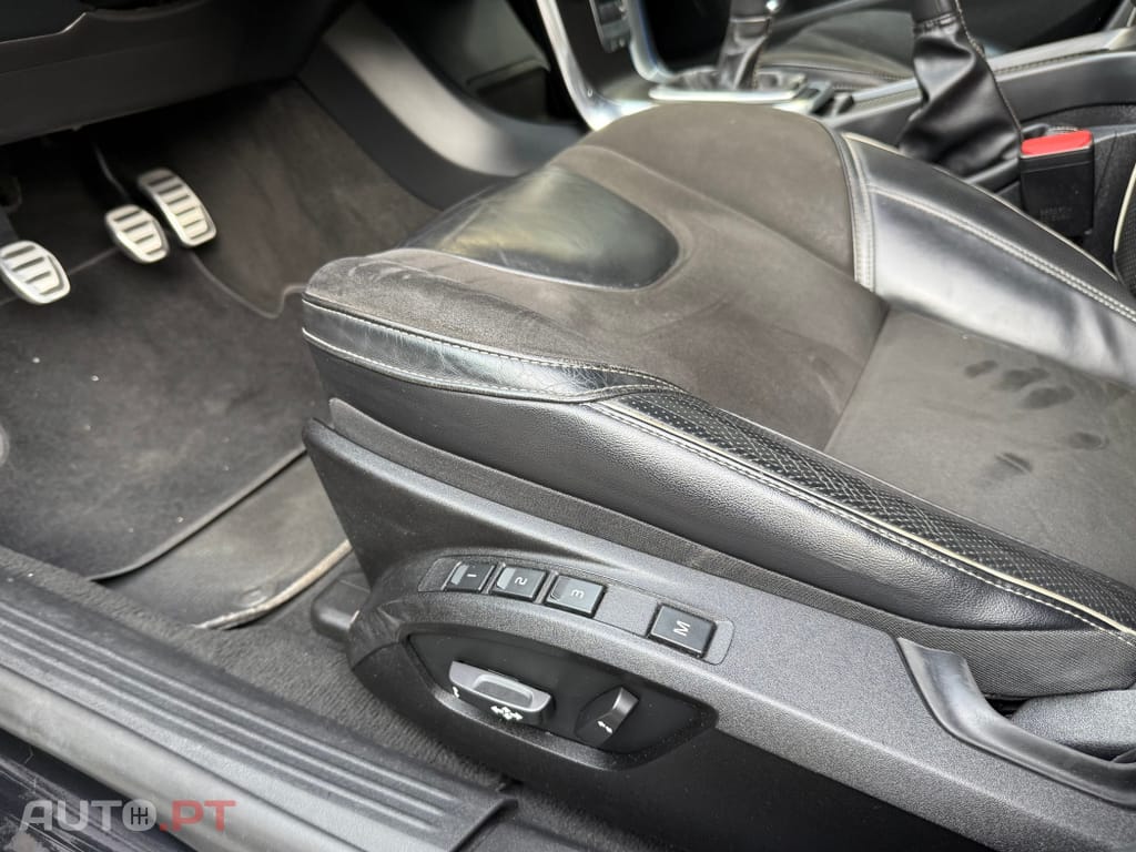 Volvo V40 1.6 D2 R-Design