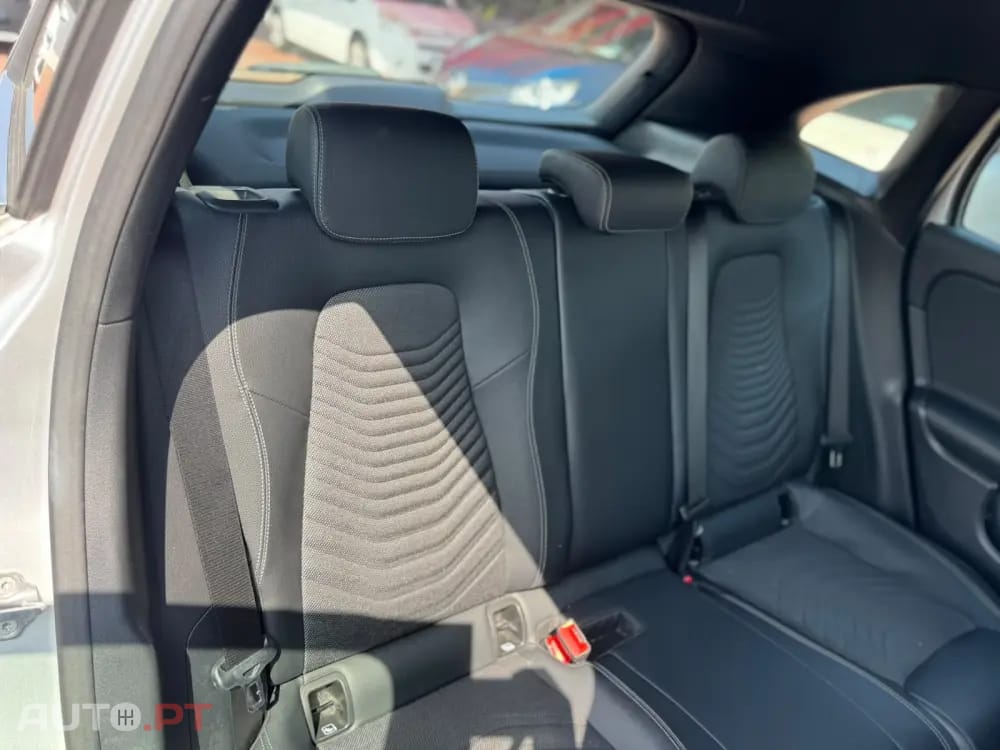 Mercedes-Benz GLA 200 d 4Matic 8G-DCT Special Edition