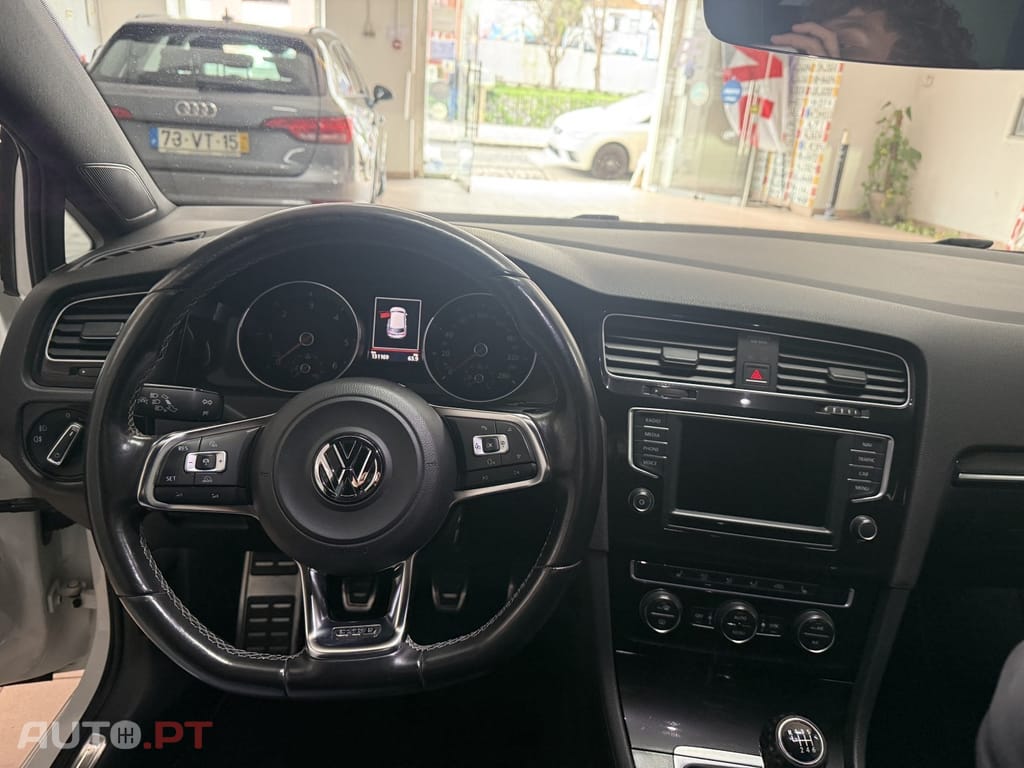 Volkswagen Golf 2.0 TDi GTD