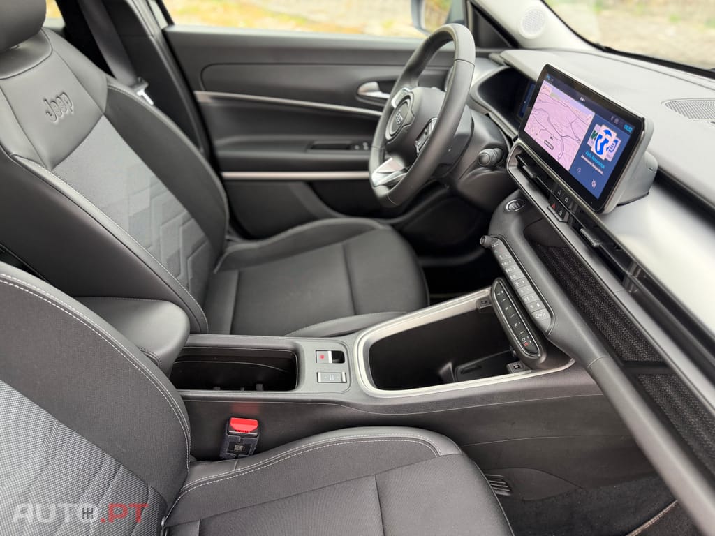 Jeep Avenger Summit 54 kWh