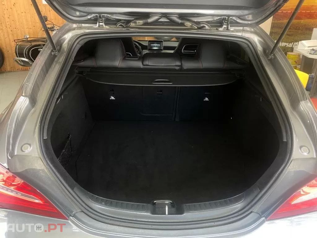 Mercedes-Benz CLA 180 d Shooting Brake AMG Line