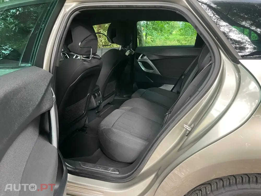 Citroen DS5 2.0 HDi Hy4 So Chic CMP6 102g