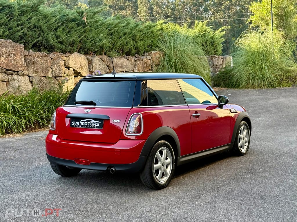 MINI Cooper One