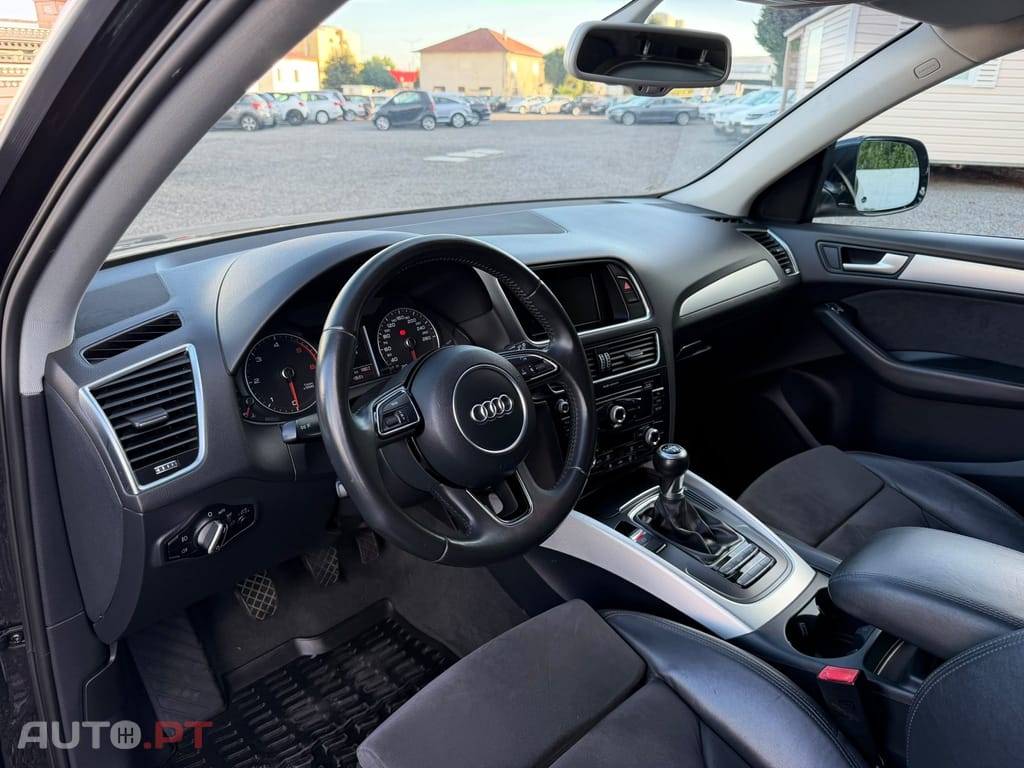 Audi Q5 2.0 TDi Business Line S-line — fotografia 6