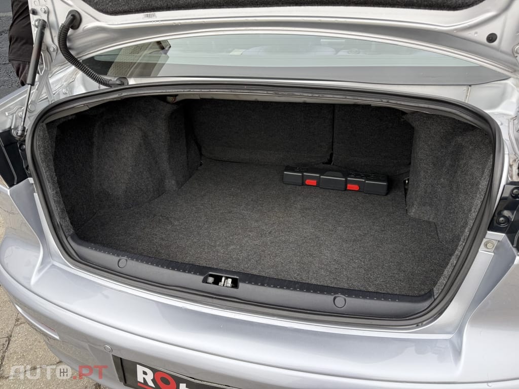 Mitsubishi Lancer 1.6 Invite ClearTec