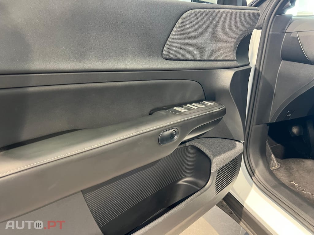 XPeng G6 87.5 kWh AWD Performance