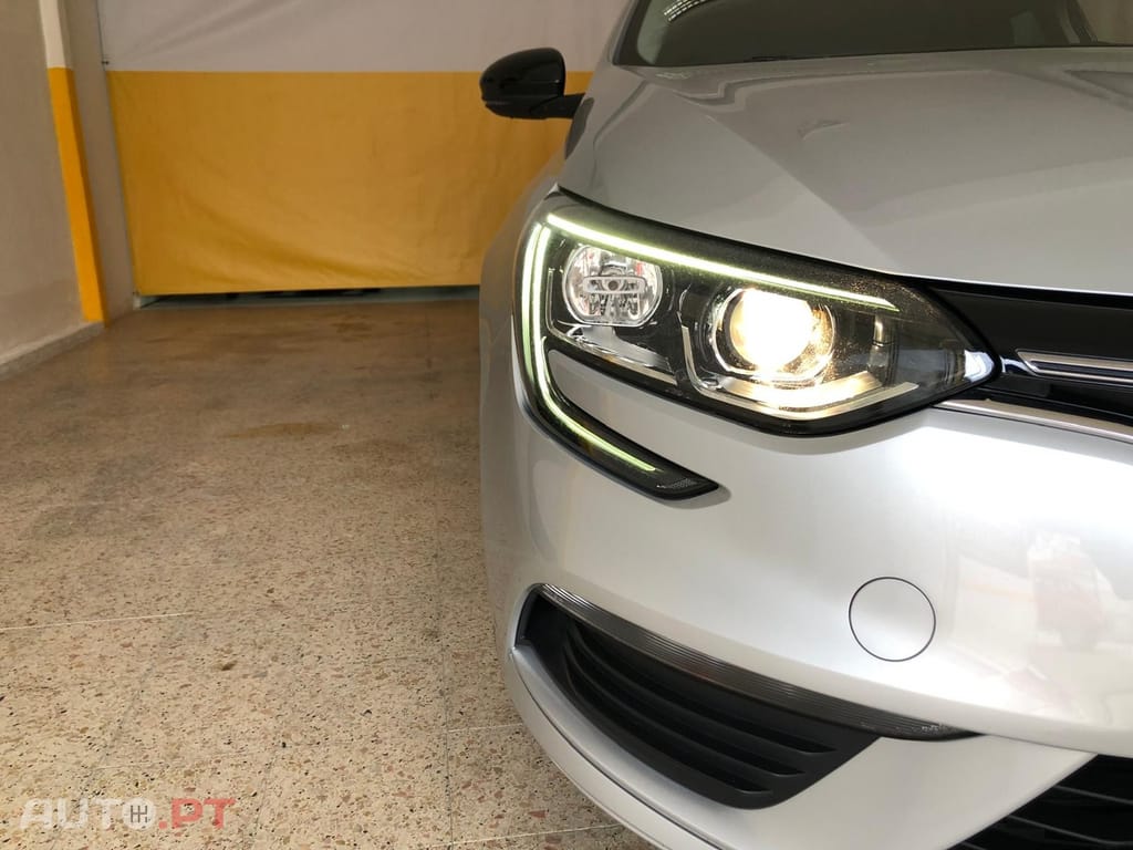 Renault Mégane Sport Tourer 1.5 Blue dCi Limited