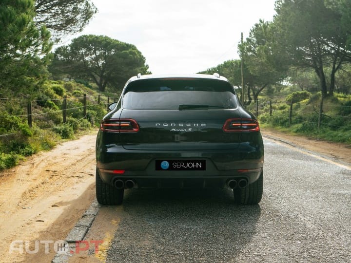 Porsche Macan S