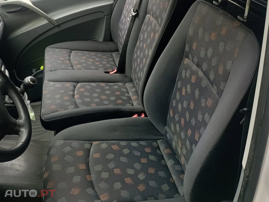 Mercedes-Benz Vito 111