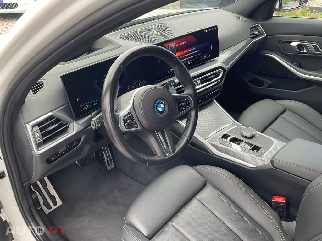 BMW 330 e Pack M Auto