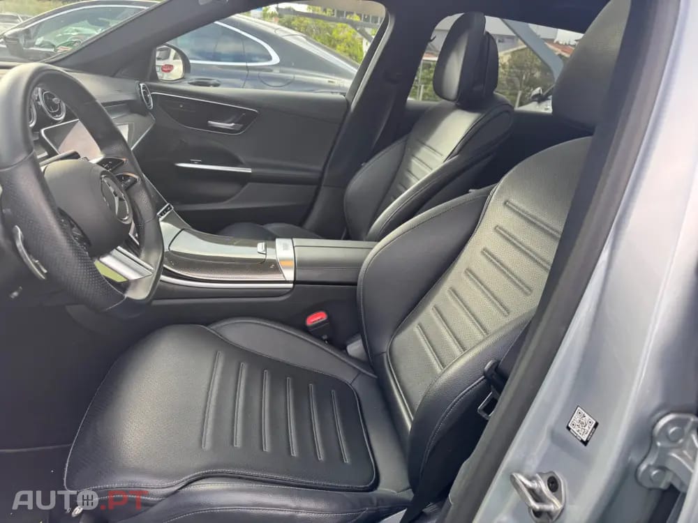 Mercedes-Benz C 300 e AMG Line