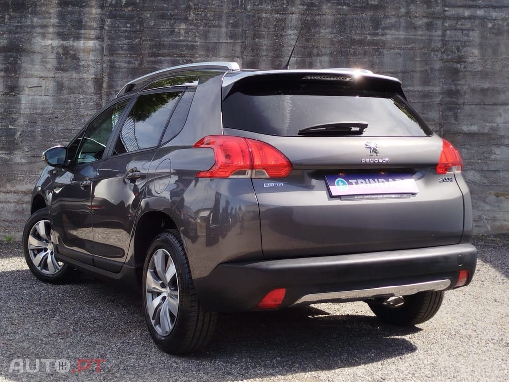 Peugeot 2008 1.6 BlueHDi Style
