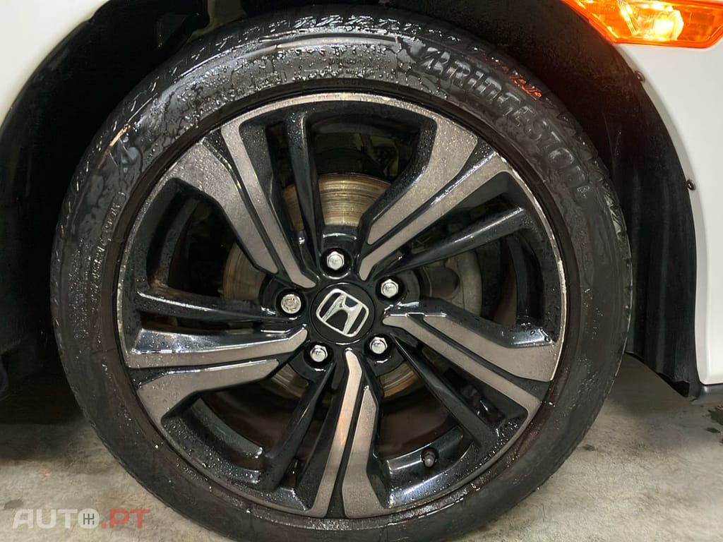 Honda Civic 1.0 i-VTEC Elegance