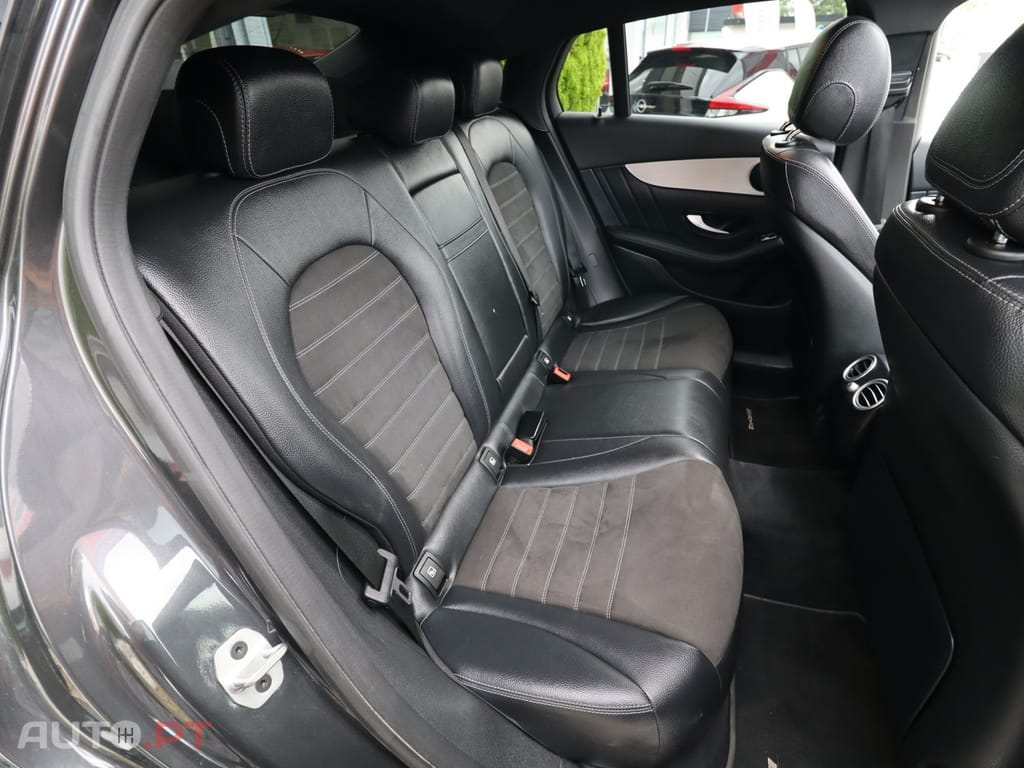 Mercedes-Benz GLC 300 AMG