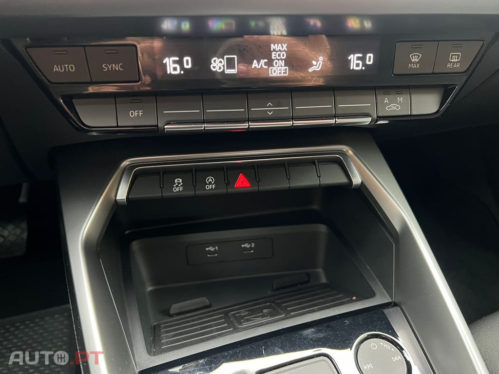 Audi A3 Sportback 30 TFSi Hybrid 