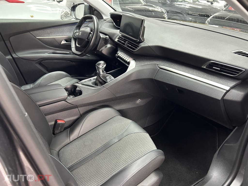 Peugeot 5008 1.5 BlueHDi Allure Pack
