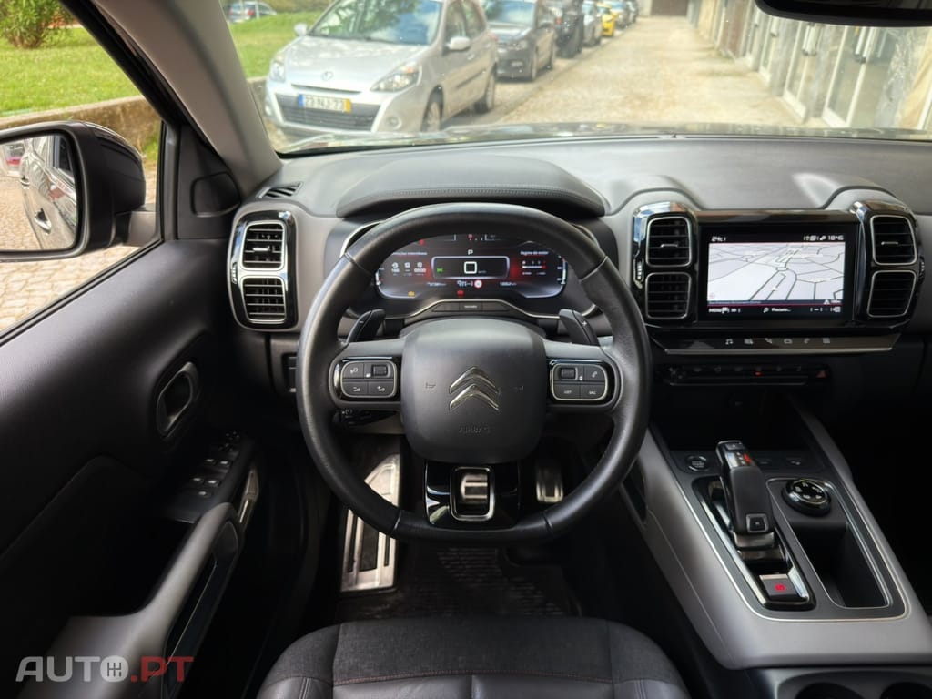 Citroën C5 Aircross 1.5 BlueHDi Shine Pack EAT8 — fotografia 5