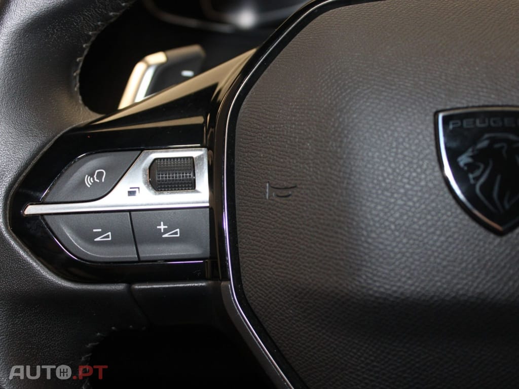 Peugeot 2008 1.5 BHDI ACTIVE I.V.A DEDUTIVEL 