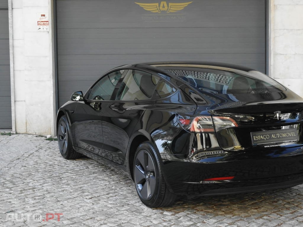 Tesla Model 3 Long Range Tração Traseira