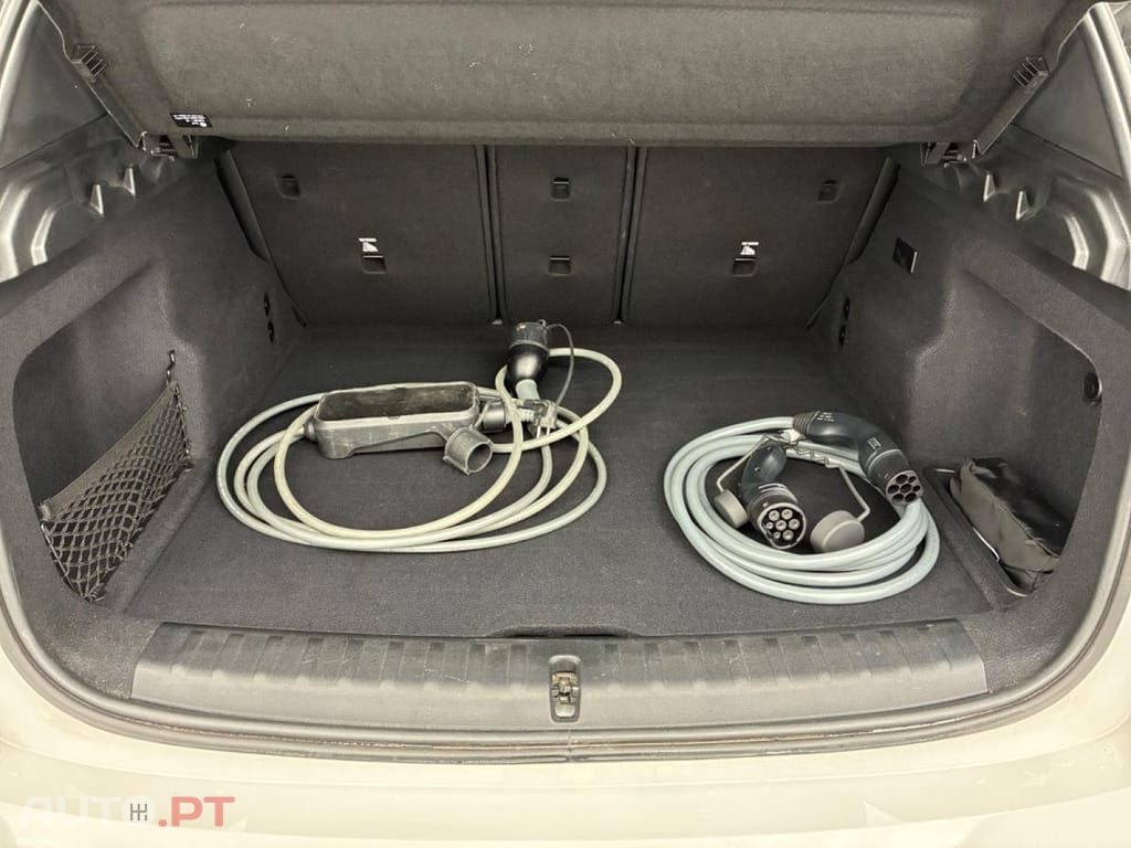 BMW iX1 eDrive20 Edição Desportiva M