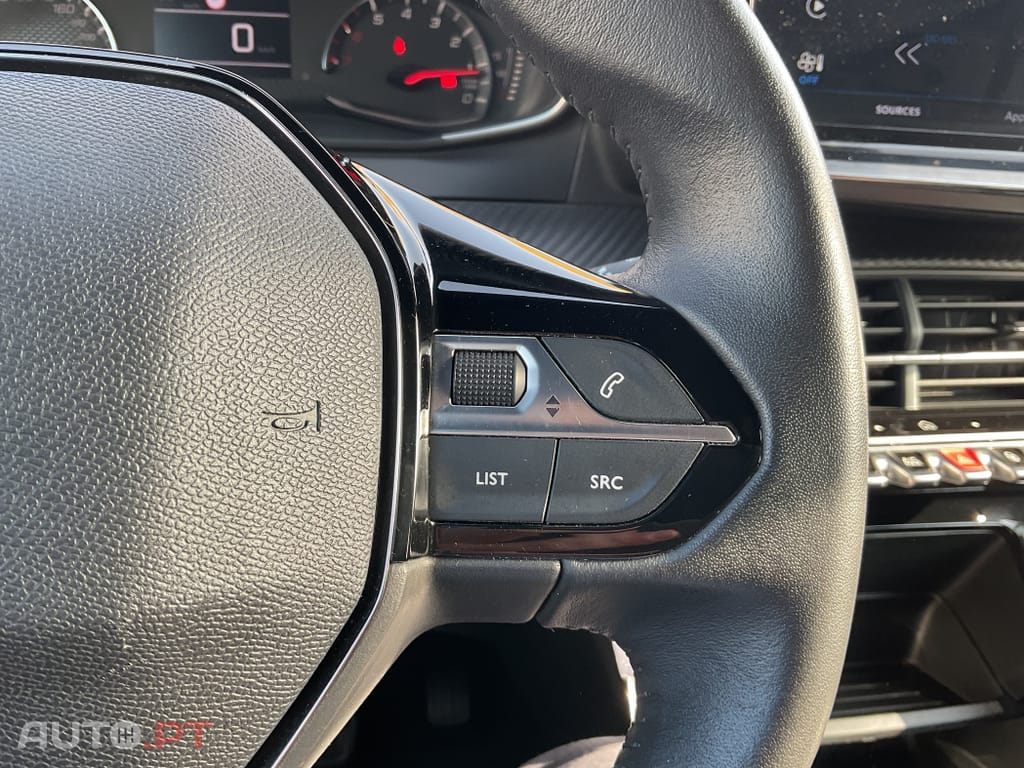 Peugeot 2008 1.2 PureTech Active Pack