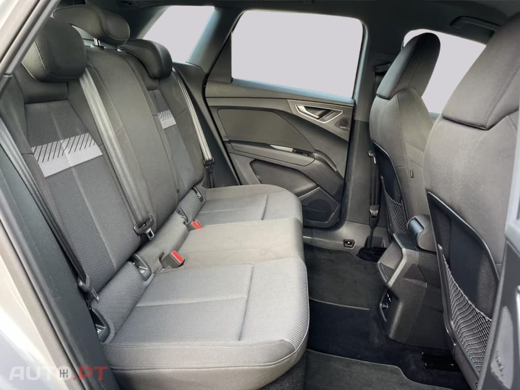 Audi Q4 E-Tron 45 Quattro I.V.A DEDUTIVEL