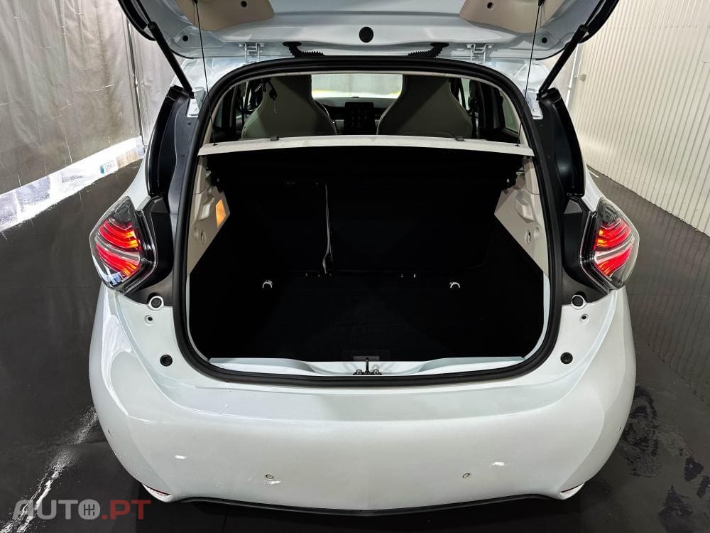 Renault Zoe Outro