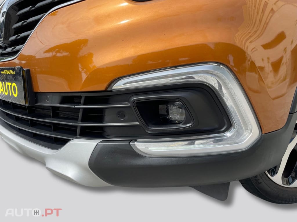 Renault Captur TCE LIMITED 