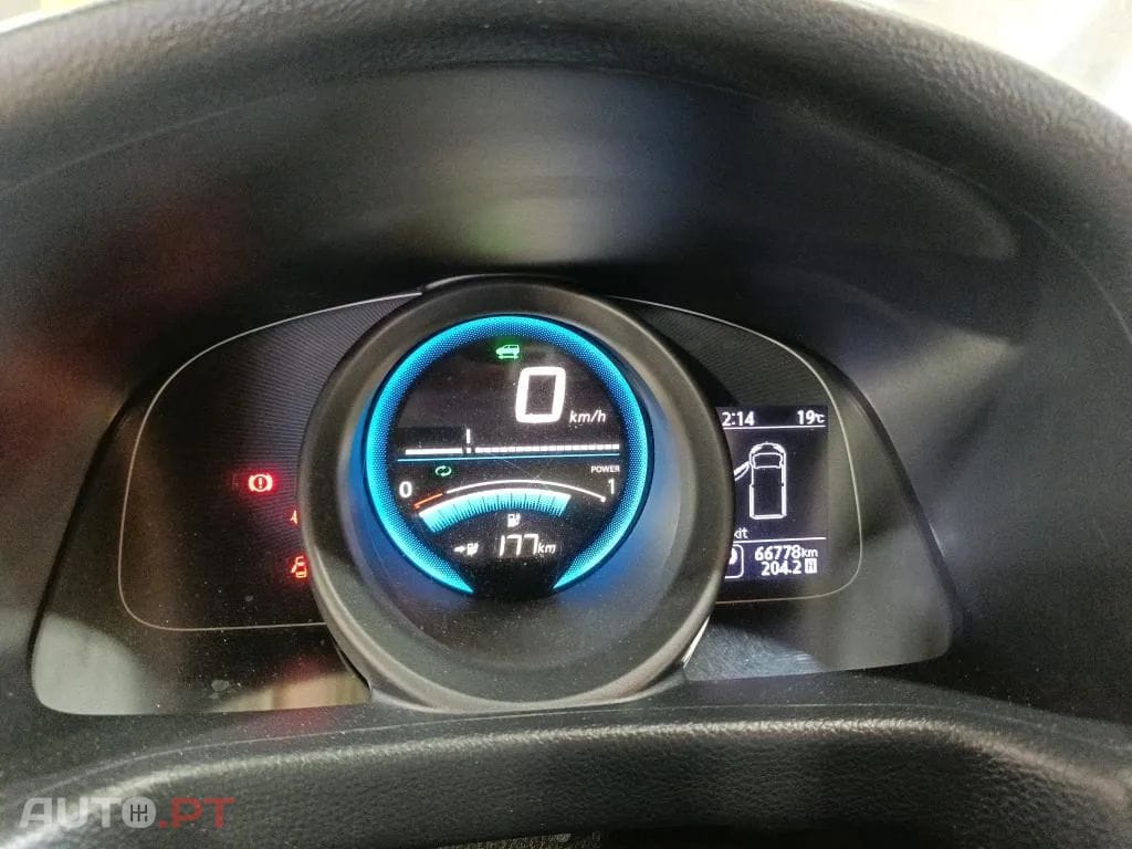 Nissan NV200 4p Professional