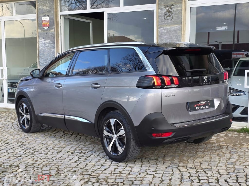 Peugeot 5008 PureTech 130 Crossway